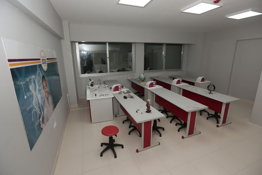 Kimya-Biyoloji  Laboratuvarı