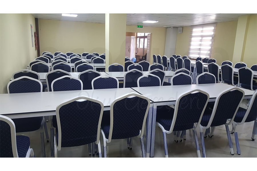 Hilton Sandalye ve Masa Örnek Uygulamalar